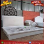 Tempat Tidur Minimalis 160x200 Sandaran Busa Cat Duco Putih