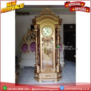 Jam Hias Jati Ukiran Mewah Gold Lemari Jam Hias Luxury Ukiran Mewah Platinumliving Furniture Indonesia