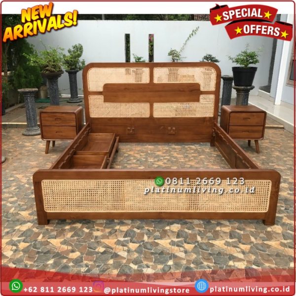 Tempat Tidur Jati Kombinasi Rotan Model Laci + 2 Nakas ( Bedside) Platinumliving Furniture Indonesia