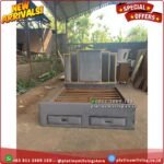 Tempat Tidur Jati Modern 160x200 Kombinasi Besi