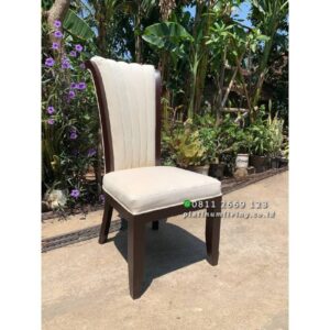 Meja Makan Marmer Cream Platinumliving Furniture Indonesia