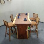 70b3d682 d298 497c 9f8f 7294b25cfd62