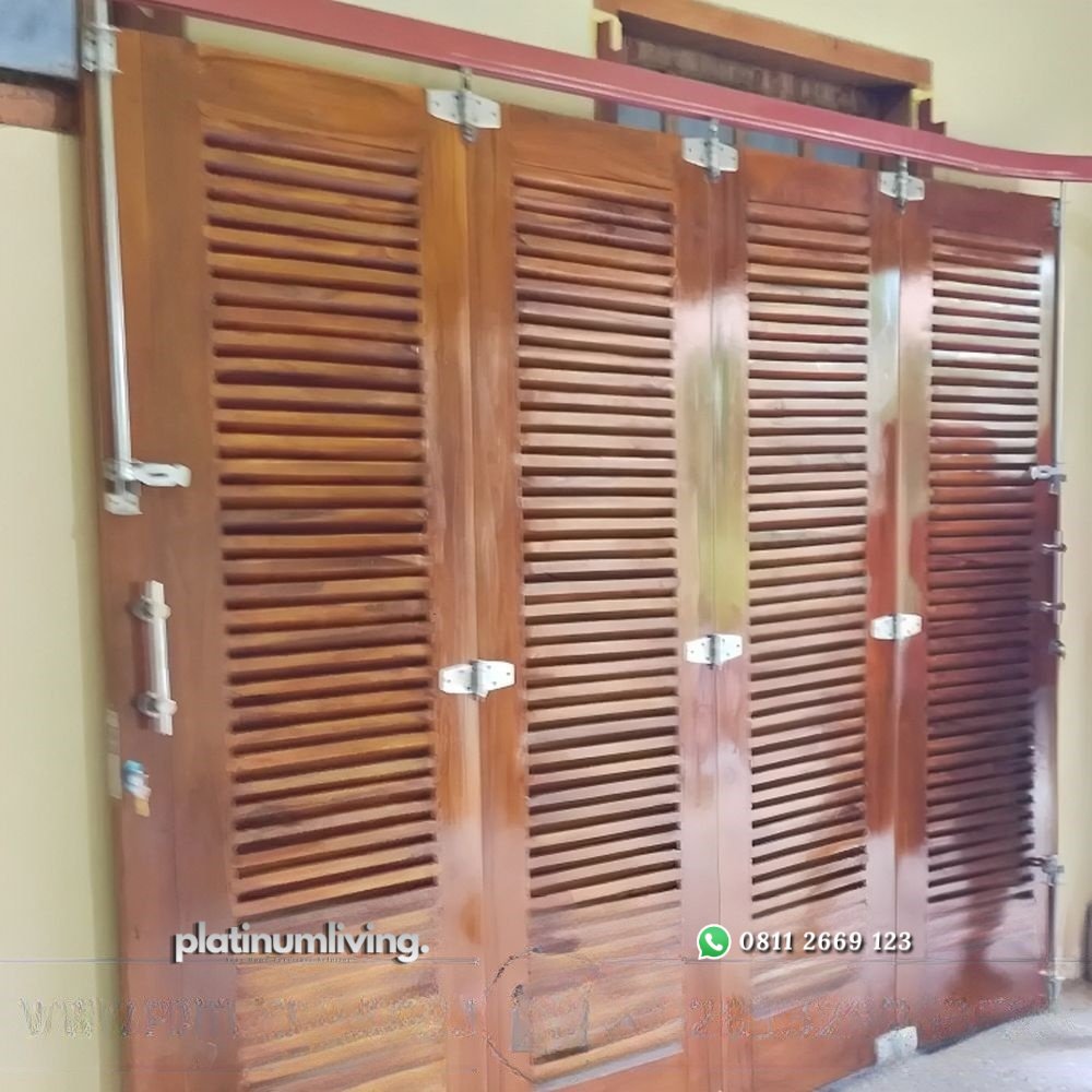 Pintu garasi jati jepara jalusi krepyak rel sliding tikung PJ-76 platinumliving furniture jepara 3 Pintu garasi jati jepara jalusi krepyak rel sliding tikung PJ-76 platinumliving furniture jepara 3
