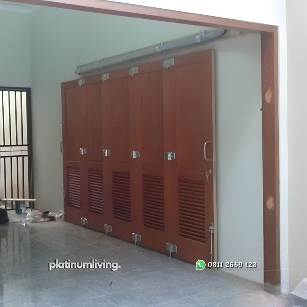 Pintu garasi mobil jalusi jati rel tikung dorong PJ-96 platinumliving furniture jepara 4 Pintu garasi mobil jalusi jati rel tikung dorong PJ-96 platinumliving furniture jepara 4