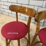 Kursi Bar Kayu Jati Dudukan Merah - Gambar 2