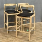 Kursi Bar Kayu Jati Minimalis Dudukan Kulit – Platinum Living Furniture