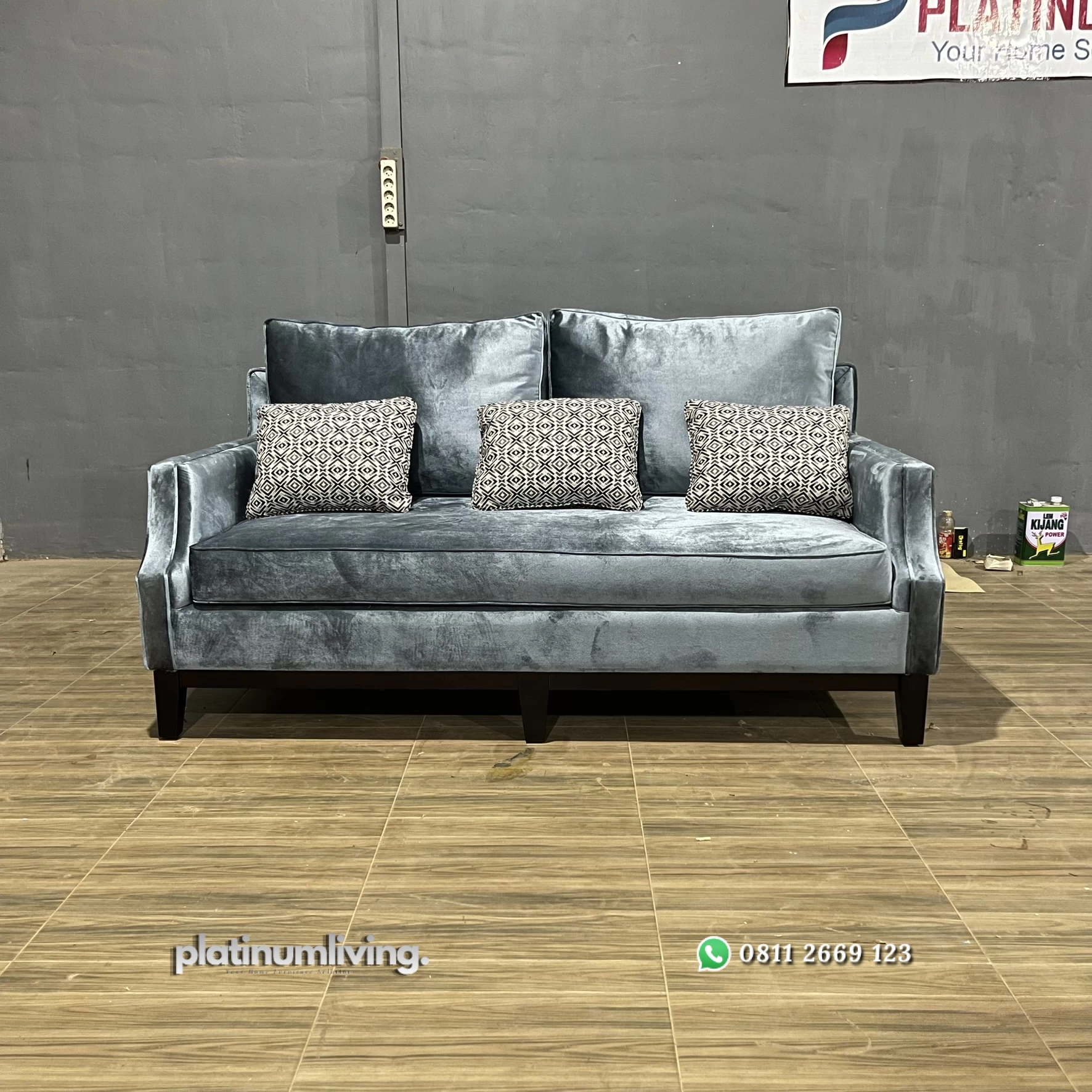 Sofa Minimalis Bludru Grey Mewah (1) Sofa Minimalis Bludru Grey Mewah
